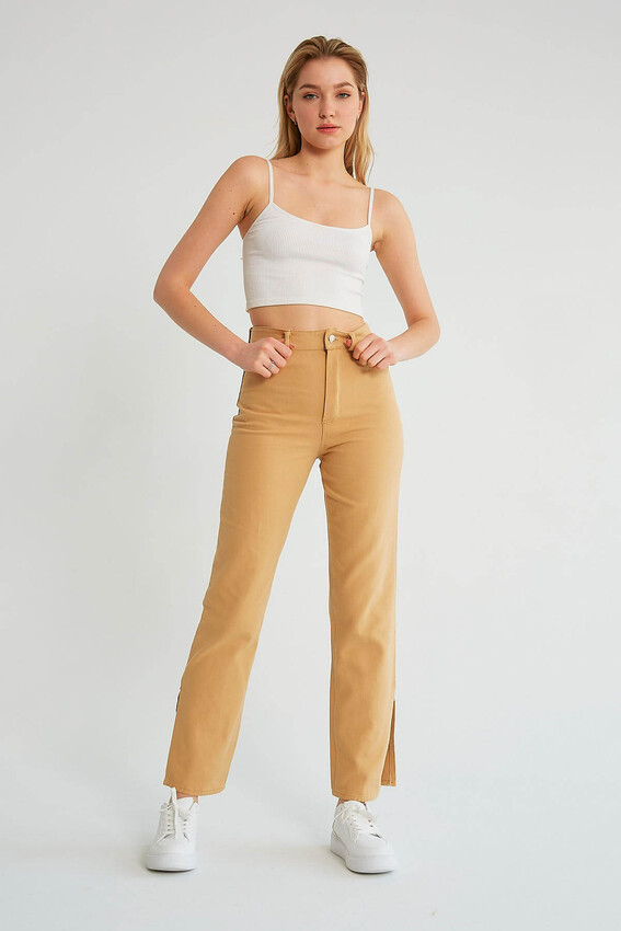  - Robin Paçası Yırtmaçlı Yüksek Bel Jean Pantolon CAMEL